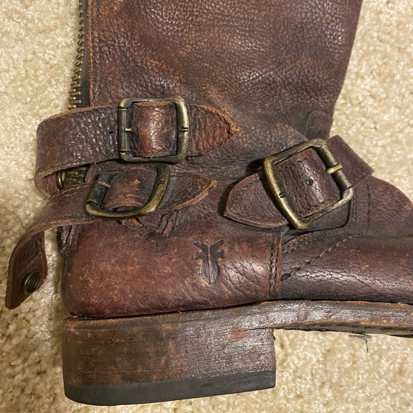 Frye Veronica Back Zip - Picture 4 of 8